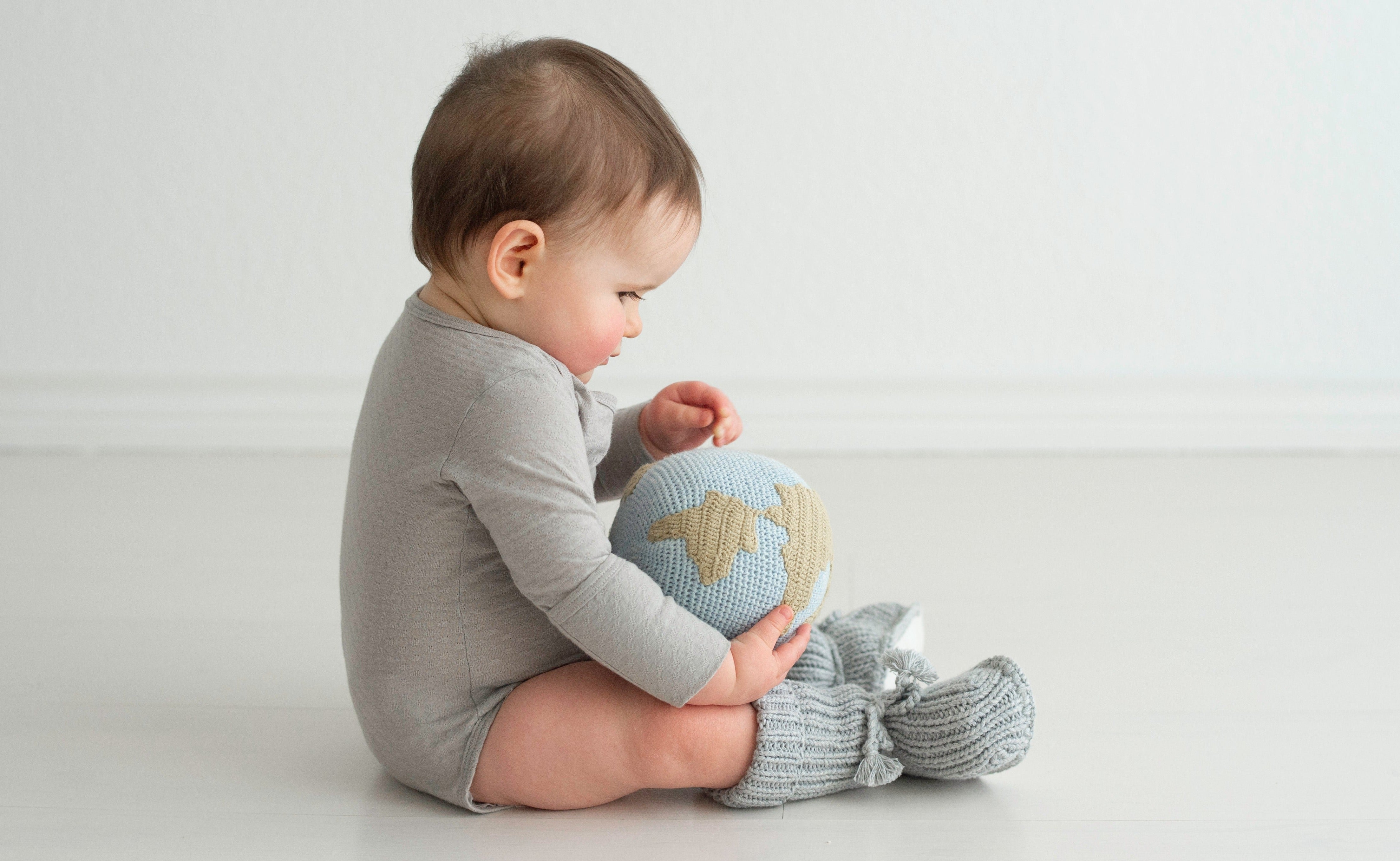 Pointelle Onesie with Handcover